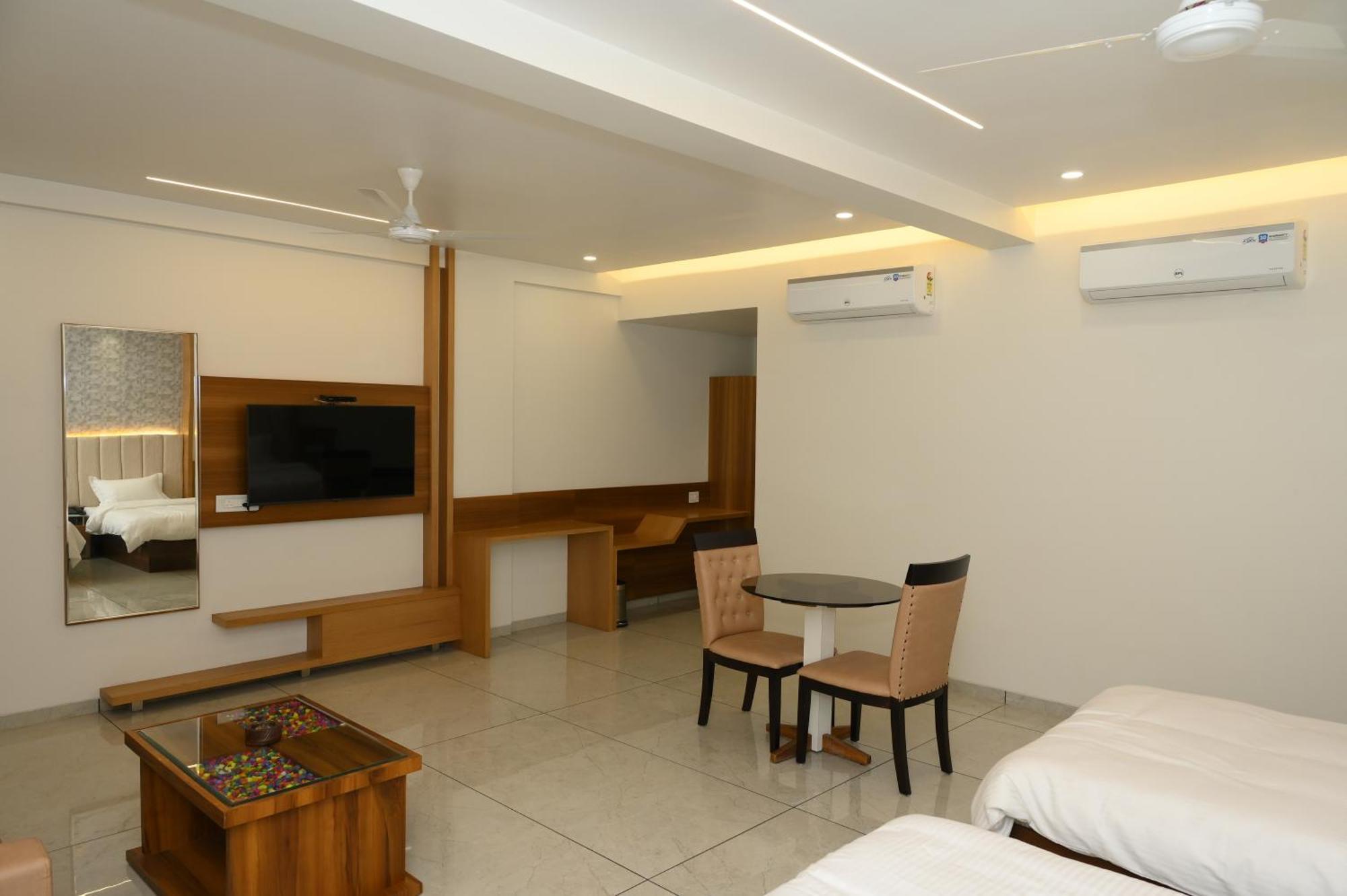 Hotel Parqotel Arnāla Exterior foto